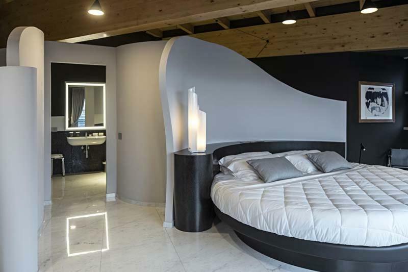 Borgo San Barbato Resort Spa & Golf Lavello Exterior photo